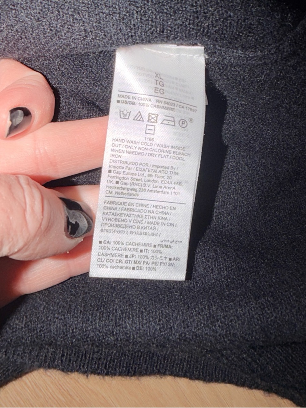 Banana Republic Cashmere Hoodie Sweater, like new ($190)! - Picture 5 of 6